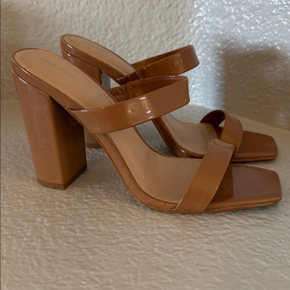 Aldo Brown / Nude Patent Leather Strap Sandals - Picture 3 of 6